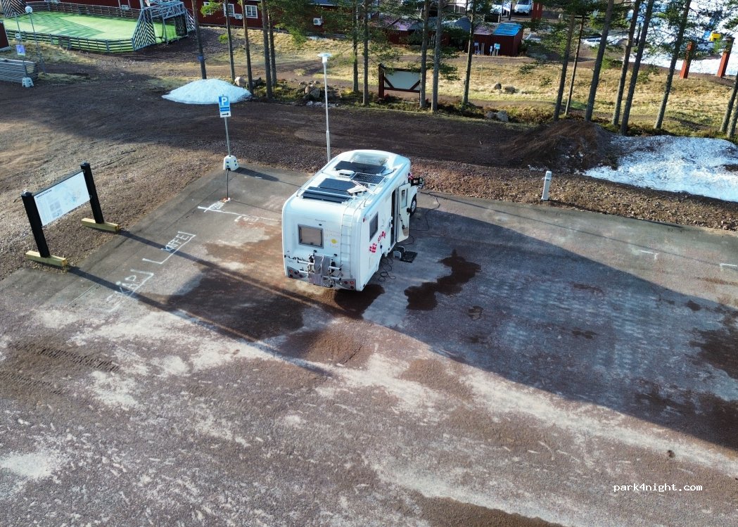 (794 90) Orsa - 11 Björnparksvägen — foto