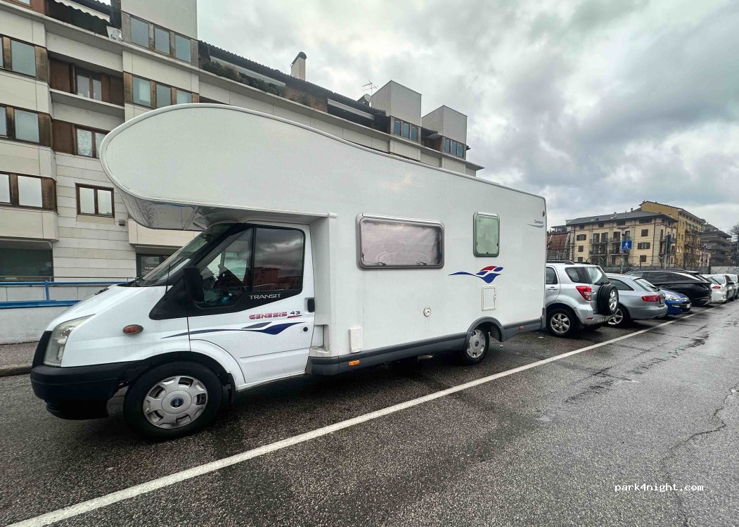 (38122) Trento - 27 Via Roberto da Sanseverino — foto 3