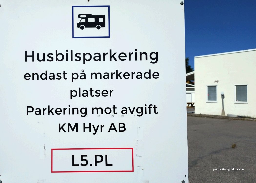 (818 41) Forsbacka - 2 Sandviksvägen — foto 2