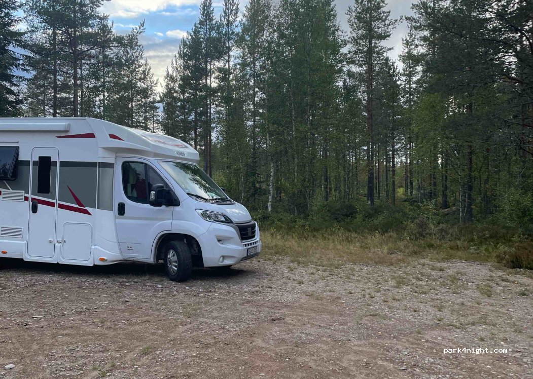 (680 51) Stöllet - — foto 2
