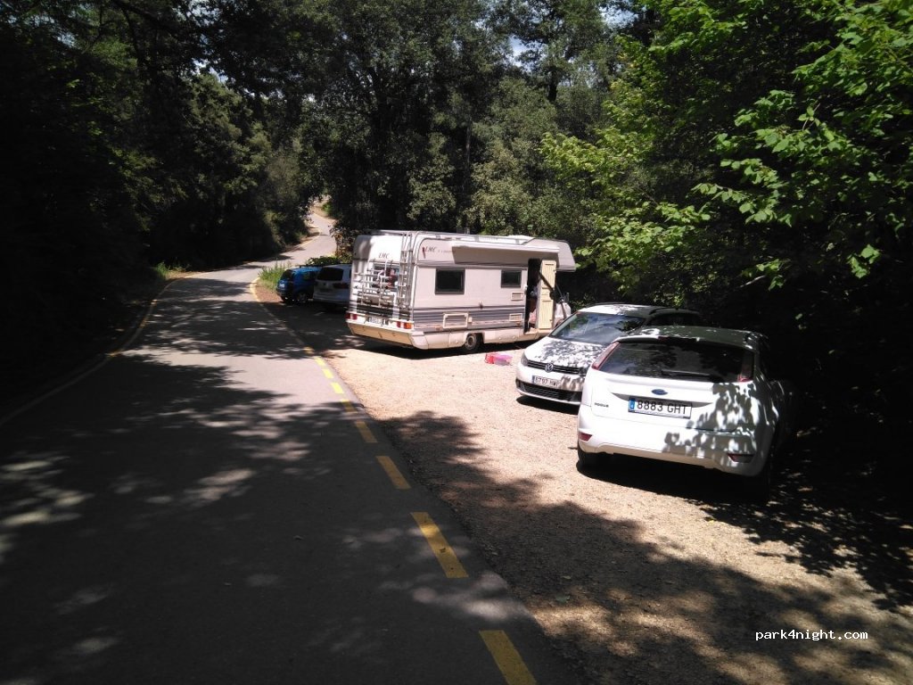(17173) Les Planes d'Hostoles - Unnamed Road — foto