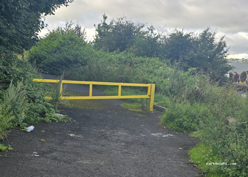 (NE6 3NL) Hebburn - Unnamed Road — foto