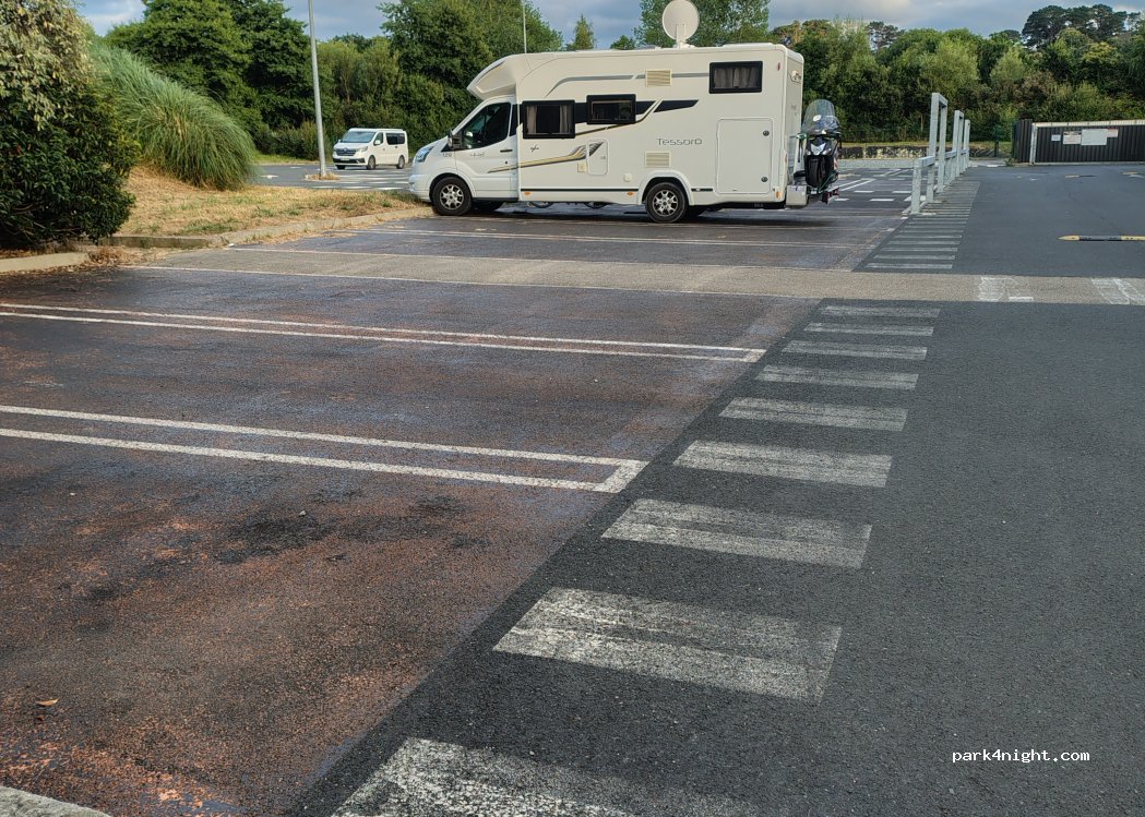 (22730) Trégastel - Rue de Poul Palud — foto 3