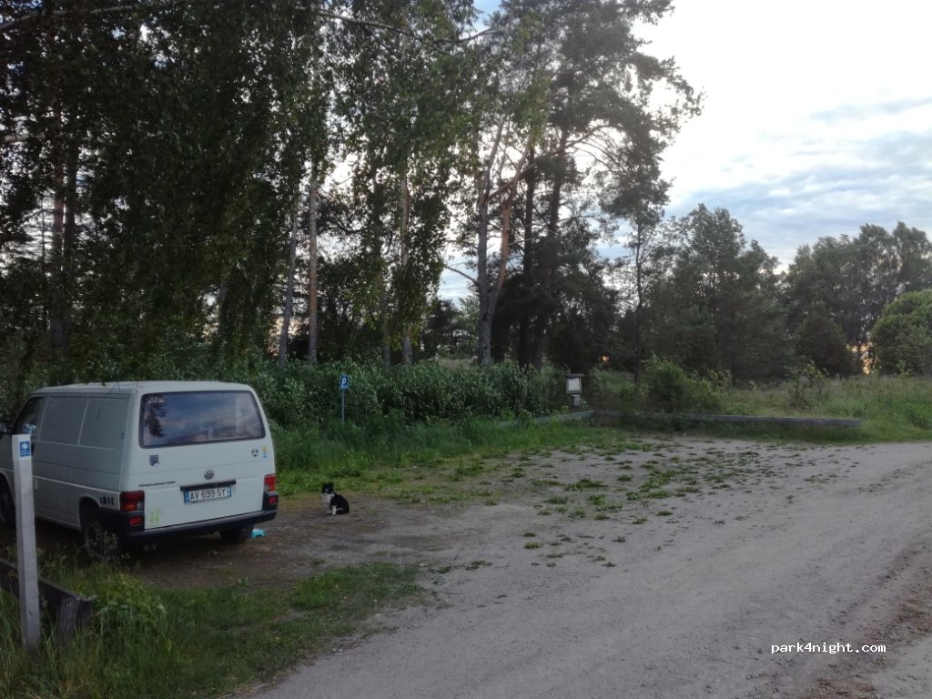 (635 06)  -  Unnamed Road — foto