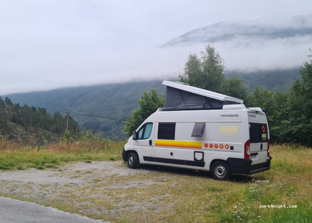 (6856) Sogndal - 188 Gamle Kaupangsvegen — foto