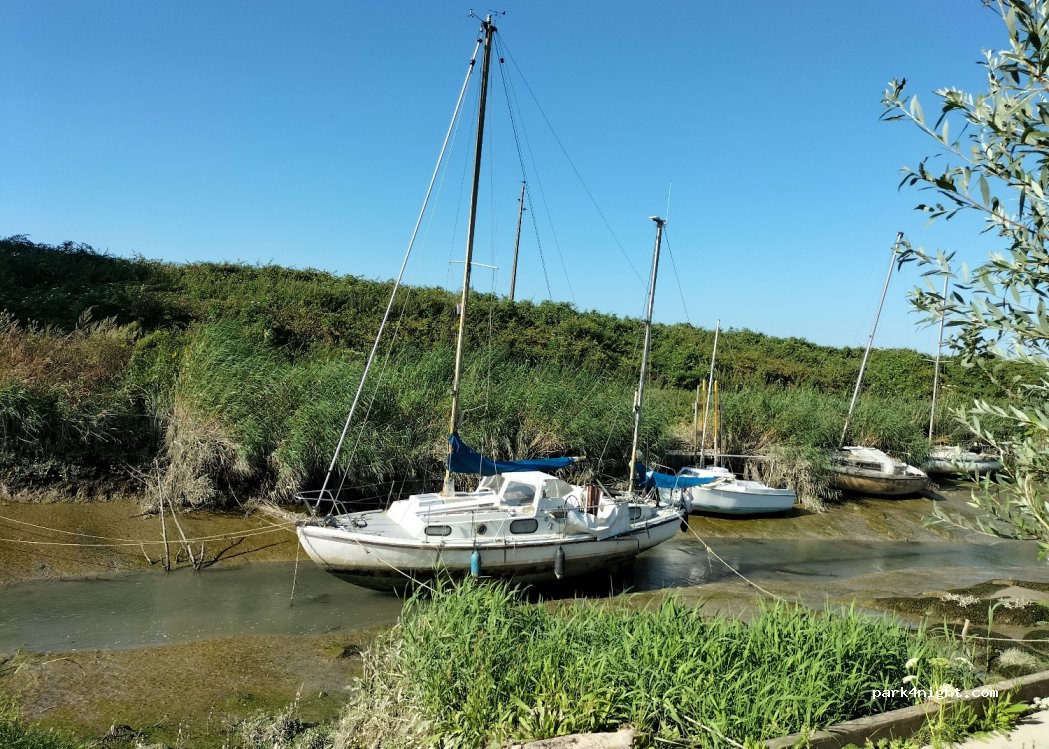 (27210) Berville-sur-Mer - 12 Rue du Port — foto