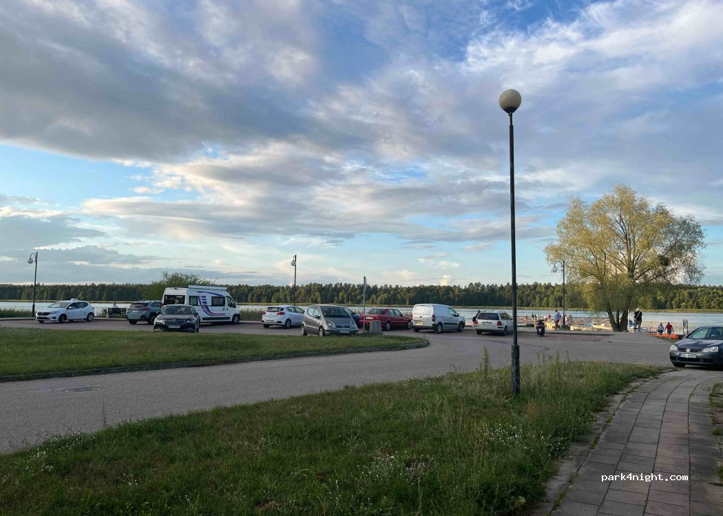 (16-300) Augustów - 147 Nadrzeczna — foto 4