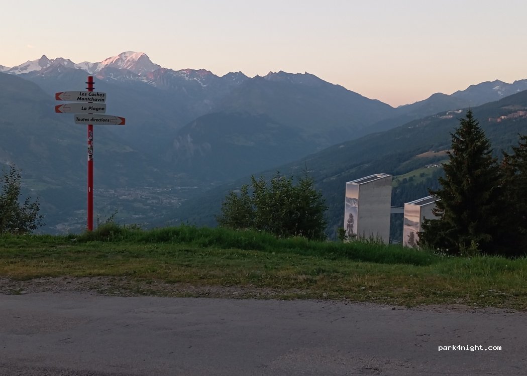 (73210) La Plagne-Tarentaise - — foto