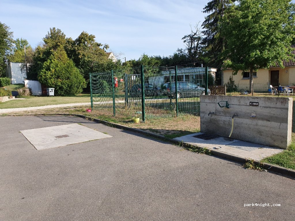 CAMPING L ISLE AUX MOULINS — foto 2