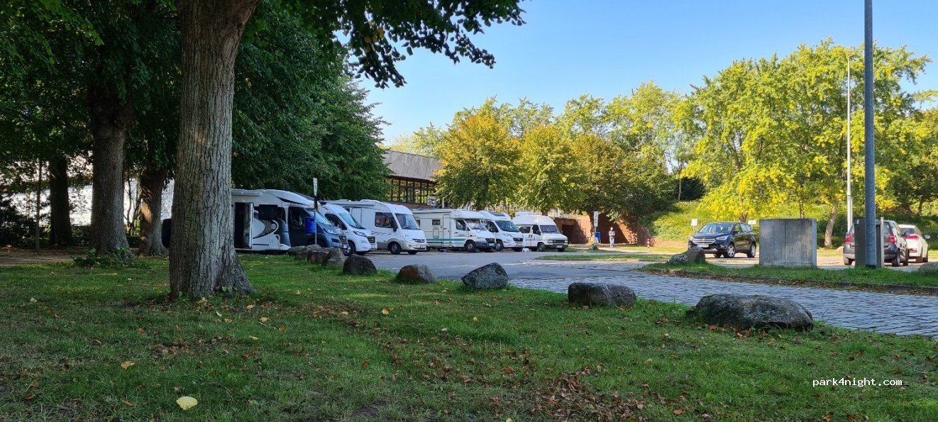 Wohnmobilstellplatz Bad Oldesloe — foto