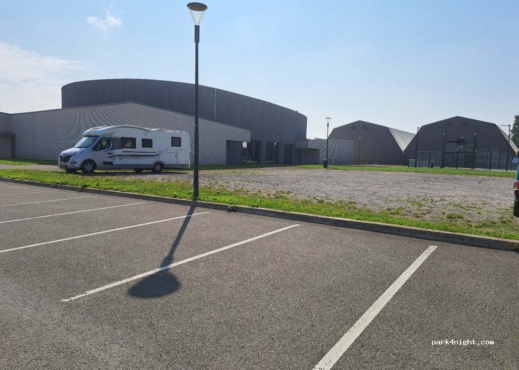 (76370) Petit-Caux - 1 Rue du Stade — foto 4