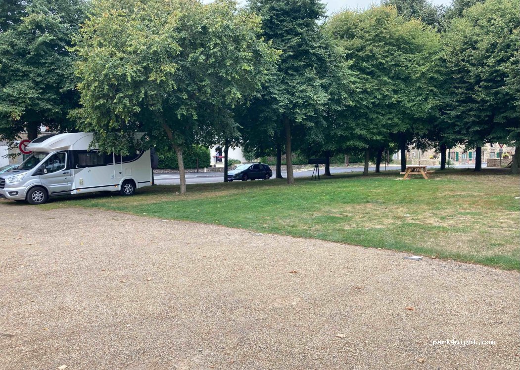 (53110) Lassay-les-Châteaux - 4 Rue Jean Mermoz — foto 3