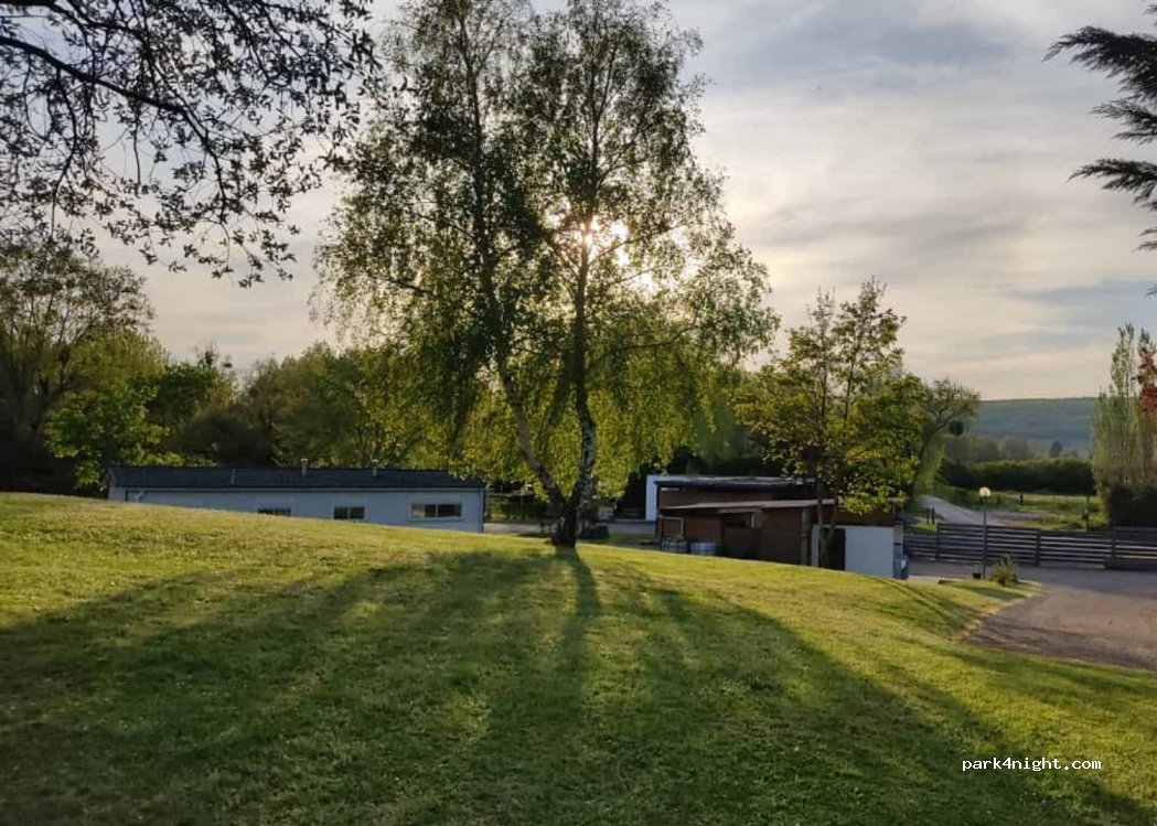 Camping le fil de l'eau — foto