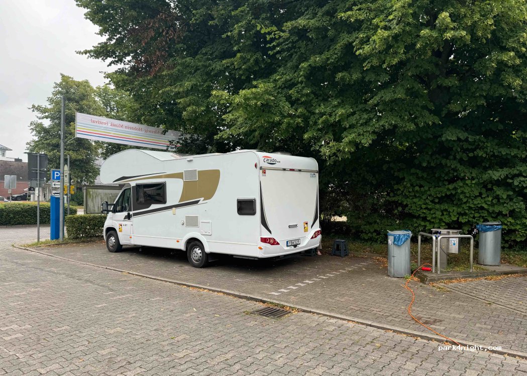 Wohnmobil- und Wohnwagenstellplatz Riesebusch | Bad Schwartau — foto 4
