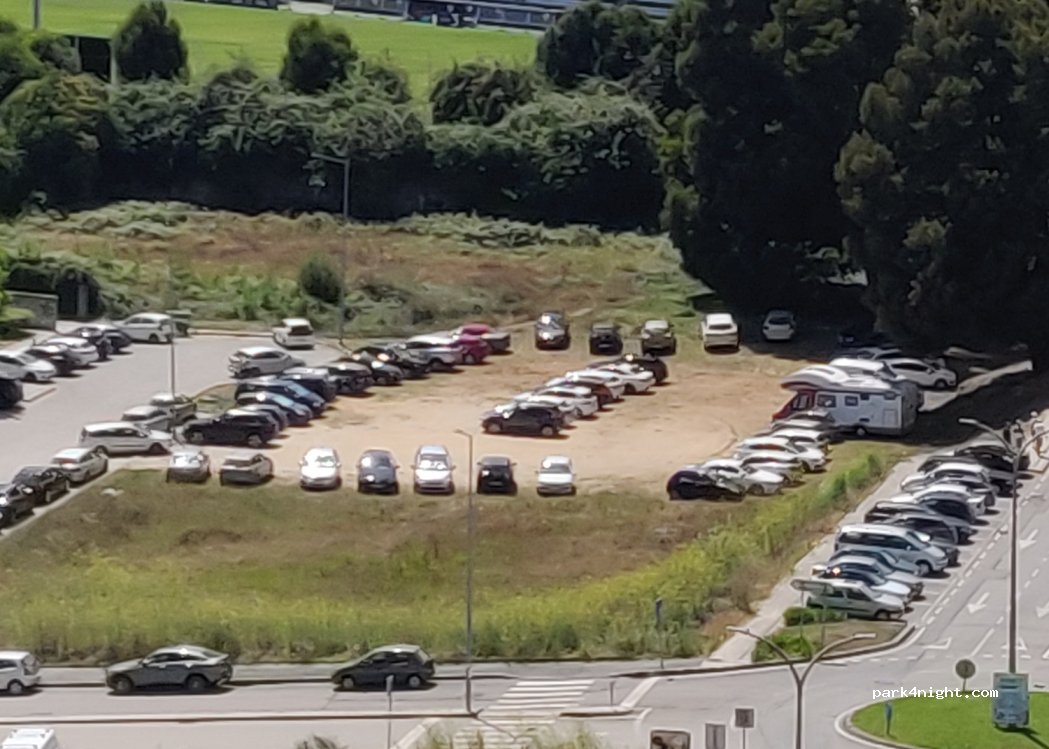 (3700-349) São João da Madeira - 525 Avenida Engenheiro Arantes e Oliveira — foto