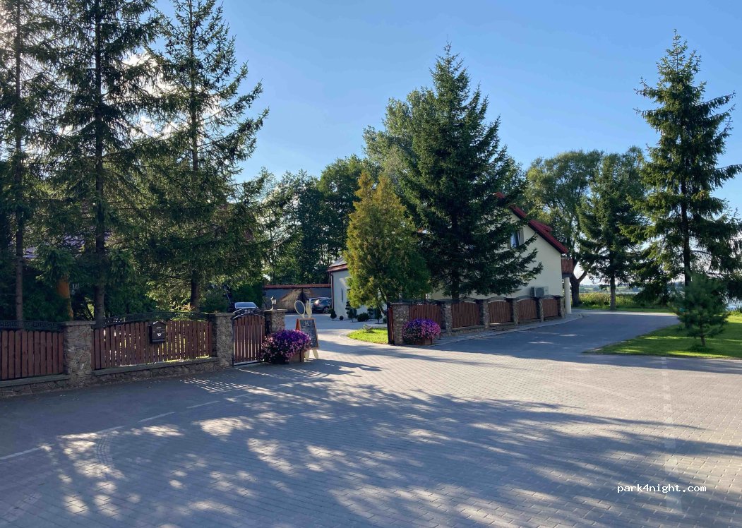 (16-407) Wiżajny - 1a Wierzbołowska — foto