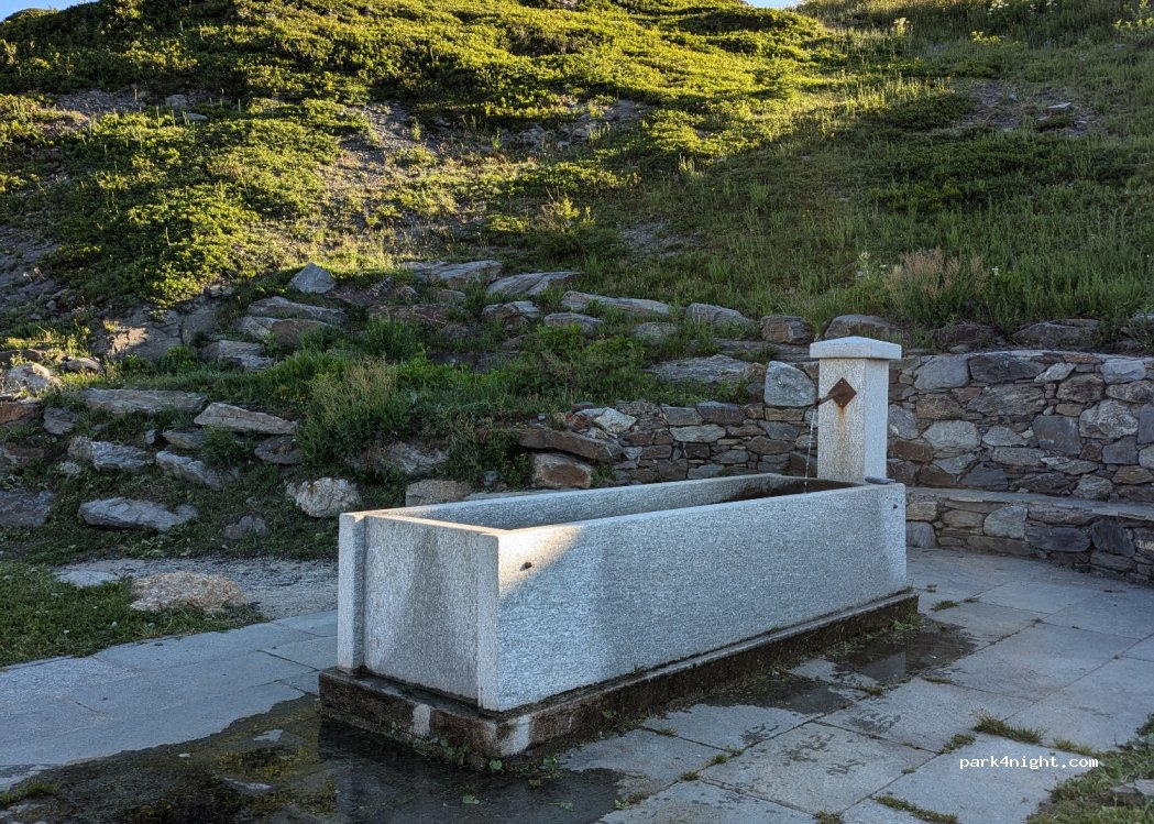 (11016) La Thuile - Unnamed Road — foto