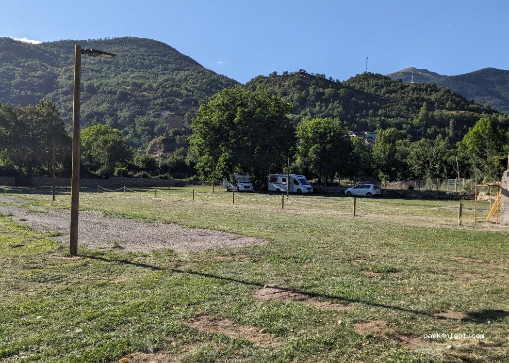 Ordesarea Broto Pirineos — foto