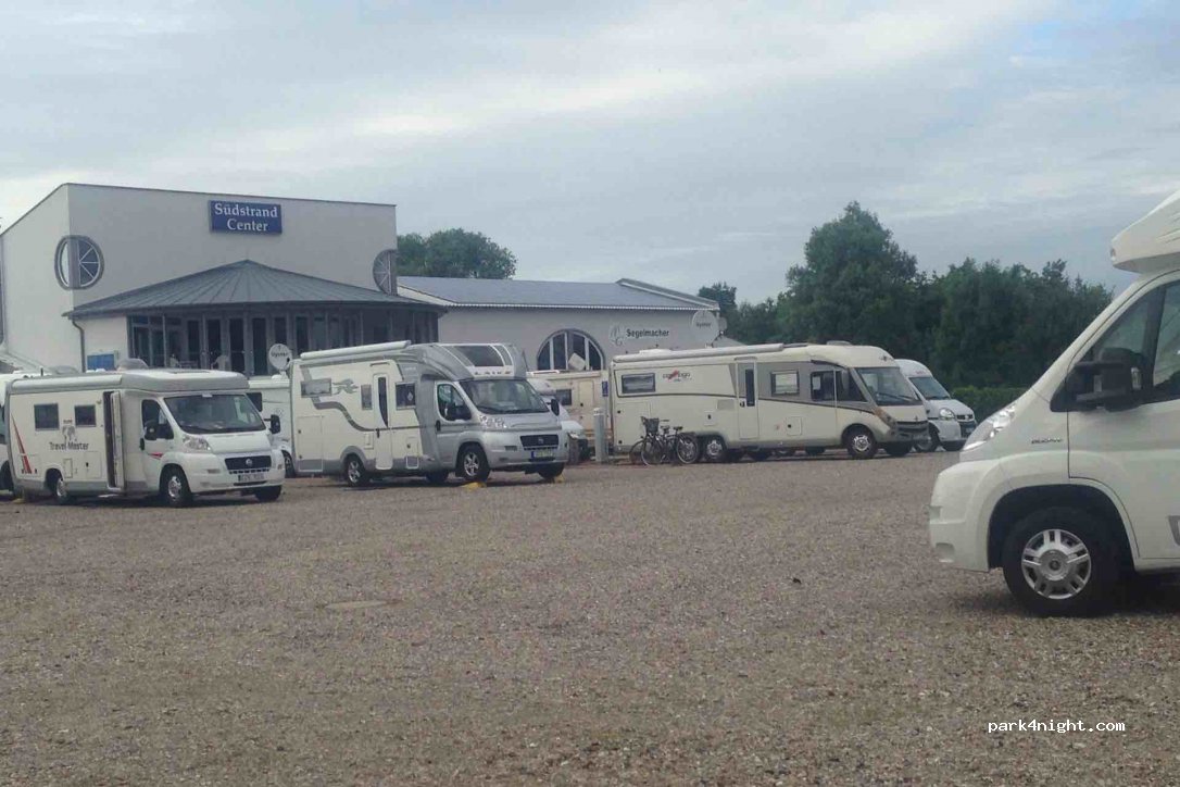 Wohnmobilhafen Reise — foto