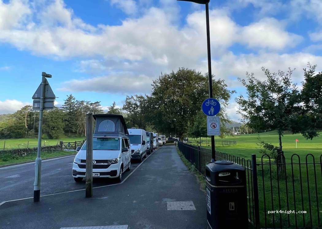 (LA23) Bowness-on-Windermere - Glebe Road — foto