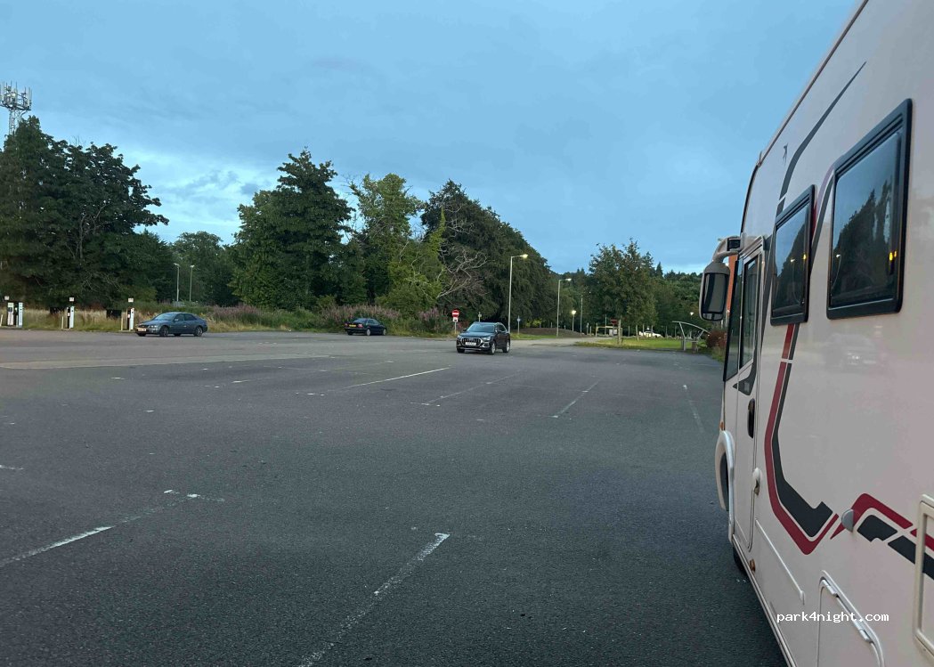 (IV3 5SR) Inverness - Unnamed Road — foto