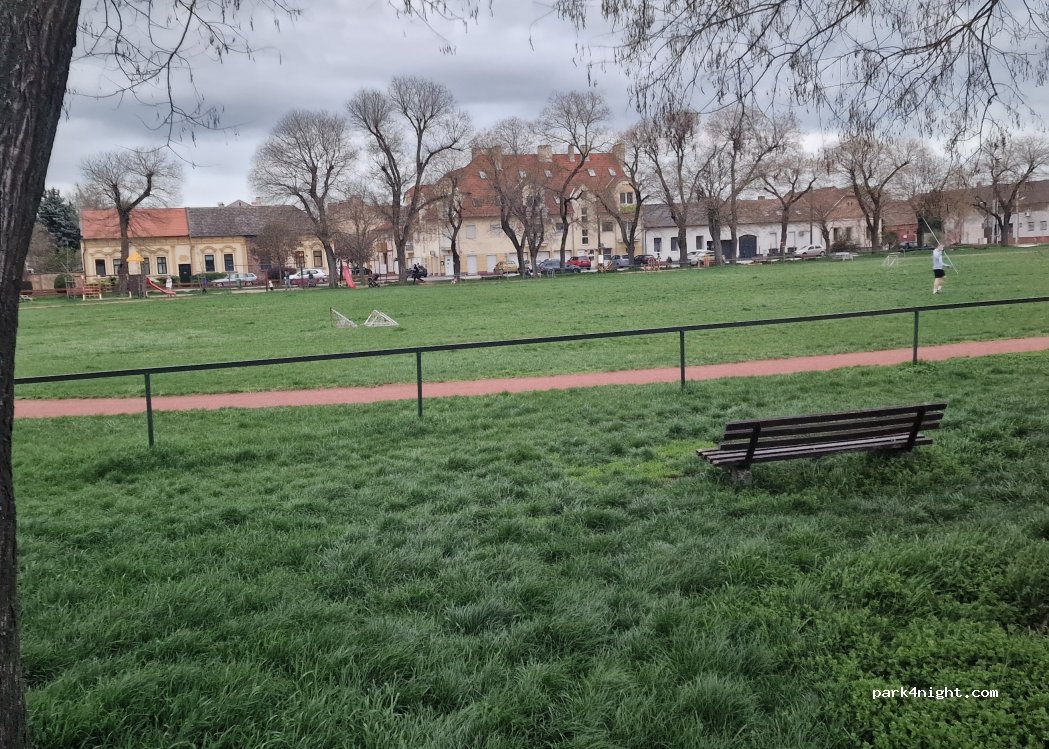 (6725) Szeged - Szabadsag ter — foto 3