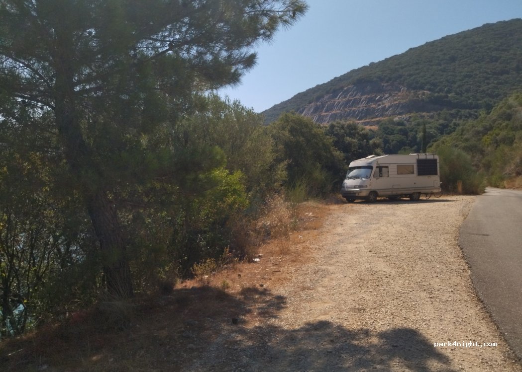 (461 00) Igoumenitsa - Unnamed Road — foto