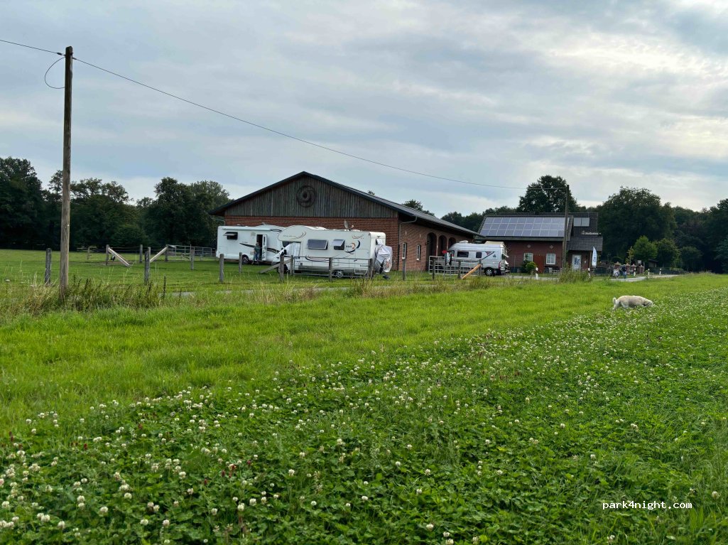 Wohnmobilstellplatz Hof-Brambrink — foto 2