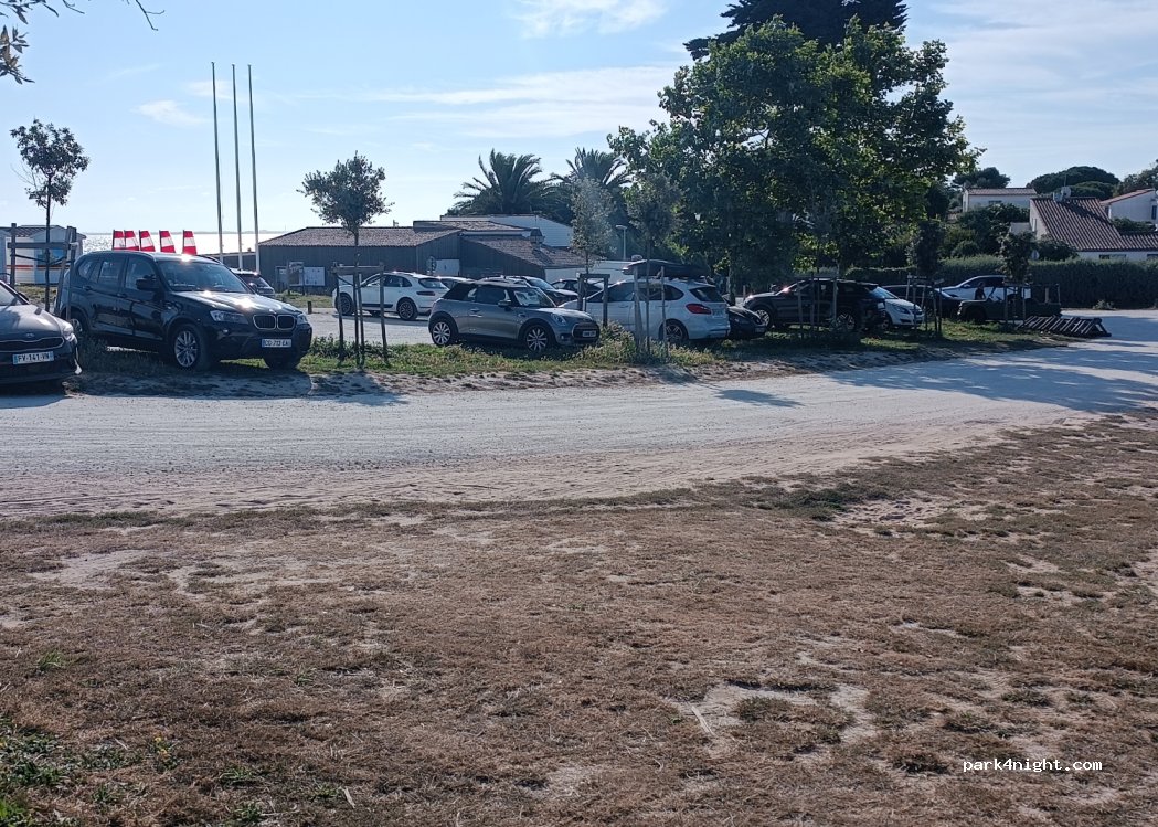 (17410) Saint-Martin-de-Ré - 56 Avenue de la Plage — foto