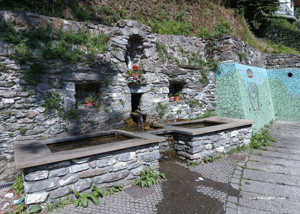 (16040) Favale di Malvaro - 8 Via Castello — foto