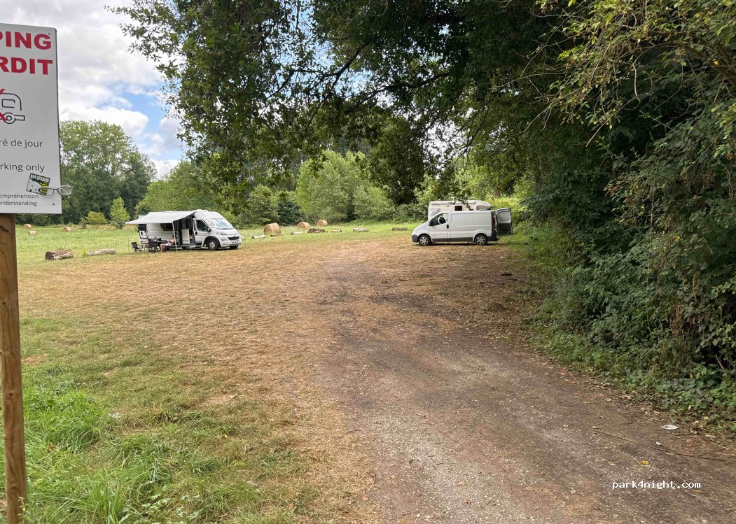 (24480) Alles-sur-Dordogne - Rte du Confluent — foto