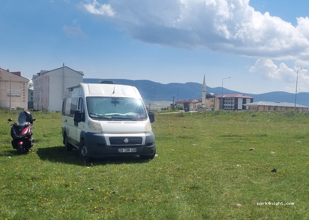 (36500) Sarıkamış - Unnamed Road — foto
