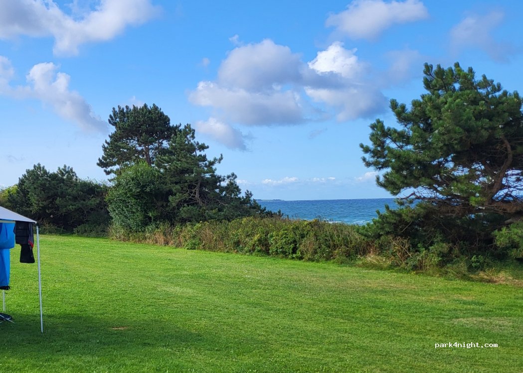 Urhøj StrandCamping — foto