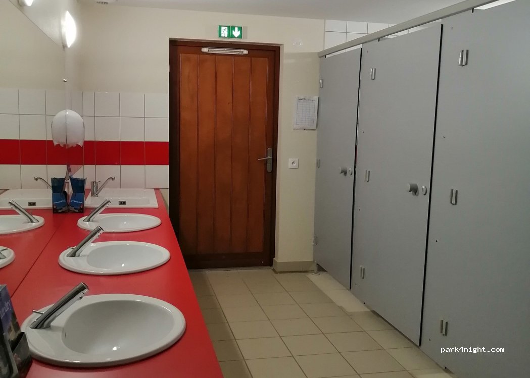 (37460) Céré-la-Ronde - 4 Rue du Stade — foto 2