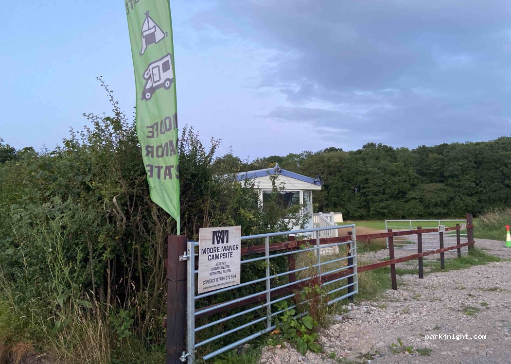 Moore Manor Campsite — foto