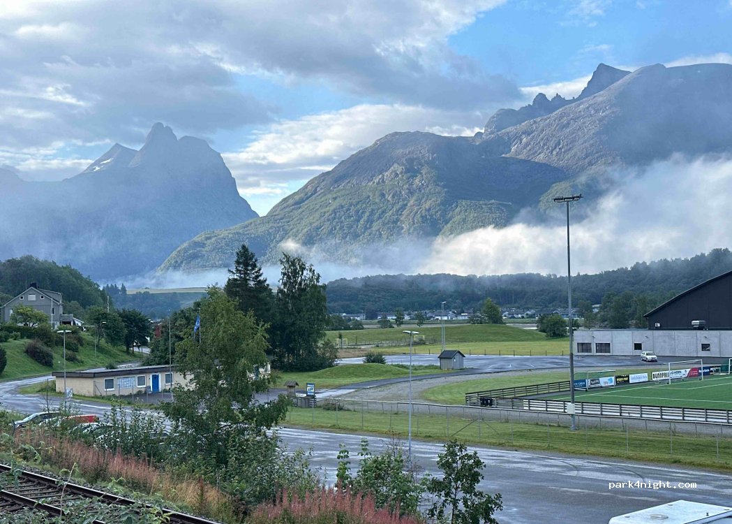(6300) Åndalsnes - 13 Raumavegen — foto