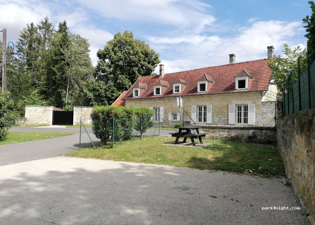 (02600) Longpont - 6 Rue Saint-Louis — foto 3