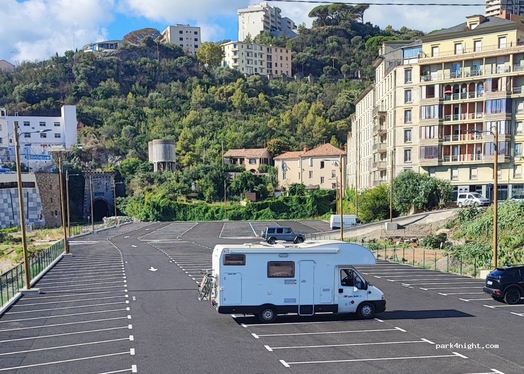 (20200) Bastia - 8 Rue Marcel Paul — foto 3