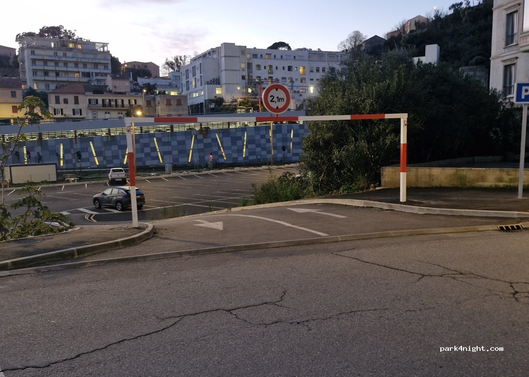 (20200) Bastia - 8 Rue Marcel Paul — foto 5