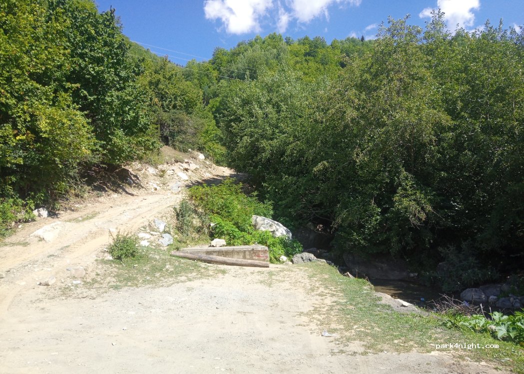 () Sgobuldi - Zugdidi-Jvari-Mestia-Lasdili — foto