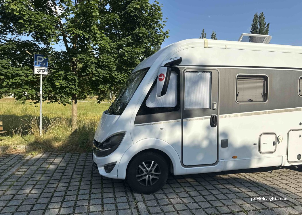(84137) Vilsbiburg - 9 Löchl — foto 2