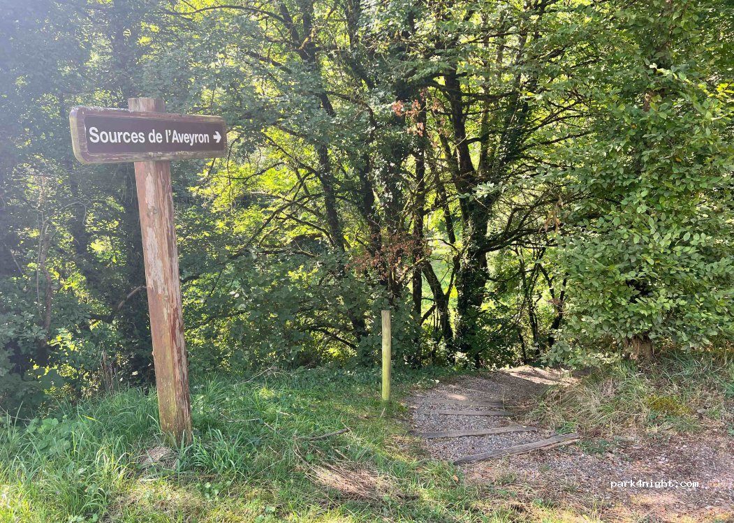 (12150) Sévérac-d'Aveyron - Unnamed Road — foto