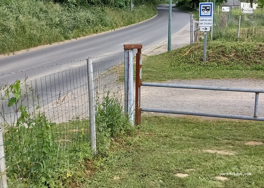 (60350) Berneuil-sur-Aisne - 37 Rue Hippolyte Béranger — foto 2