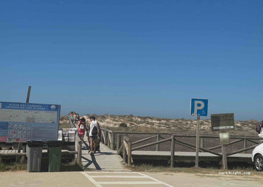 (11393) Zahara de los Atunes - 1 Urbanización Colmena — foto