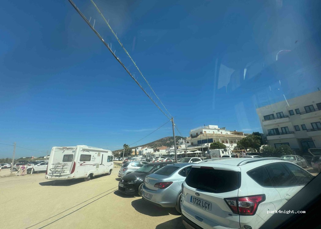 (11393) Zahara de los Atunes - 1 Urbanización Colmena — foto 2