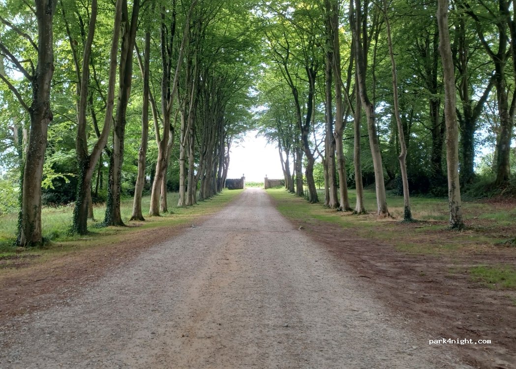 (50330) Carneville - 3 Le Château de Carneville — foto 2