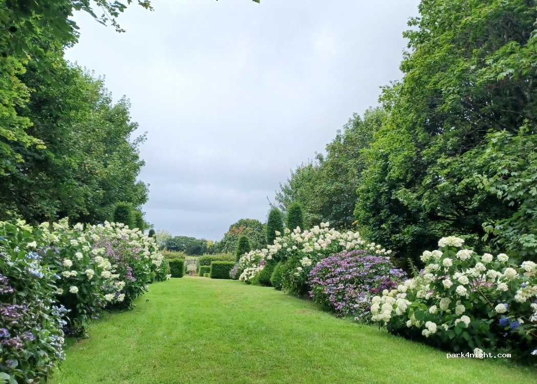 (50330) Carneville - 3 Le Château de Carneville — foto 4