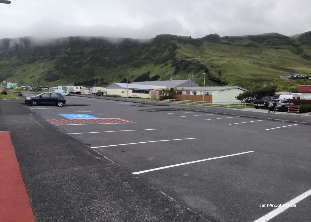 (870) Vik - Manabraut — foto 3
