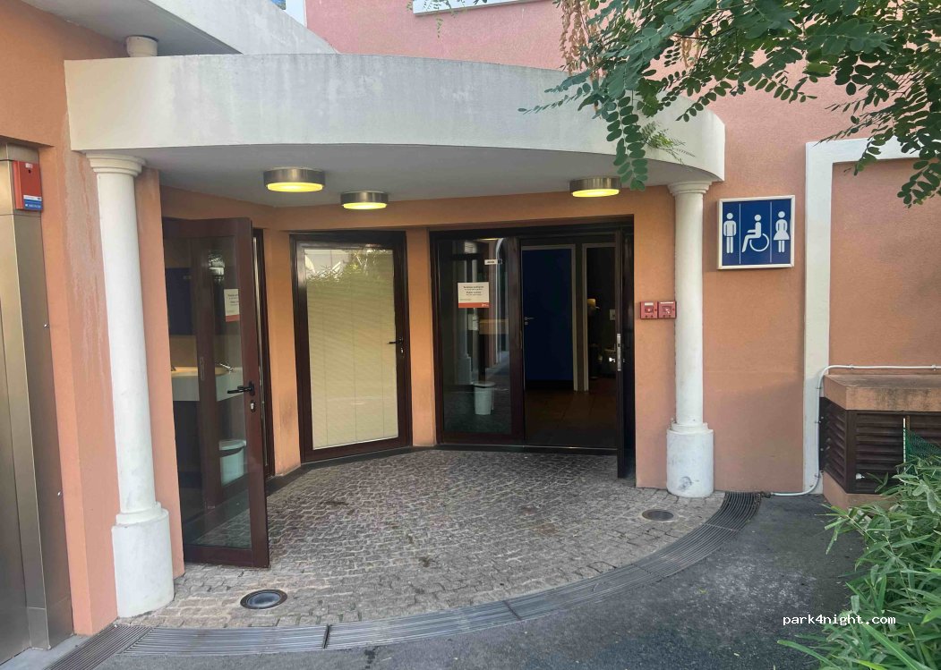 (98000) Monaco - 6 Avenue des Ligures — foto 2