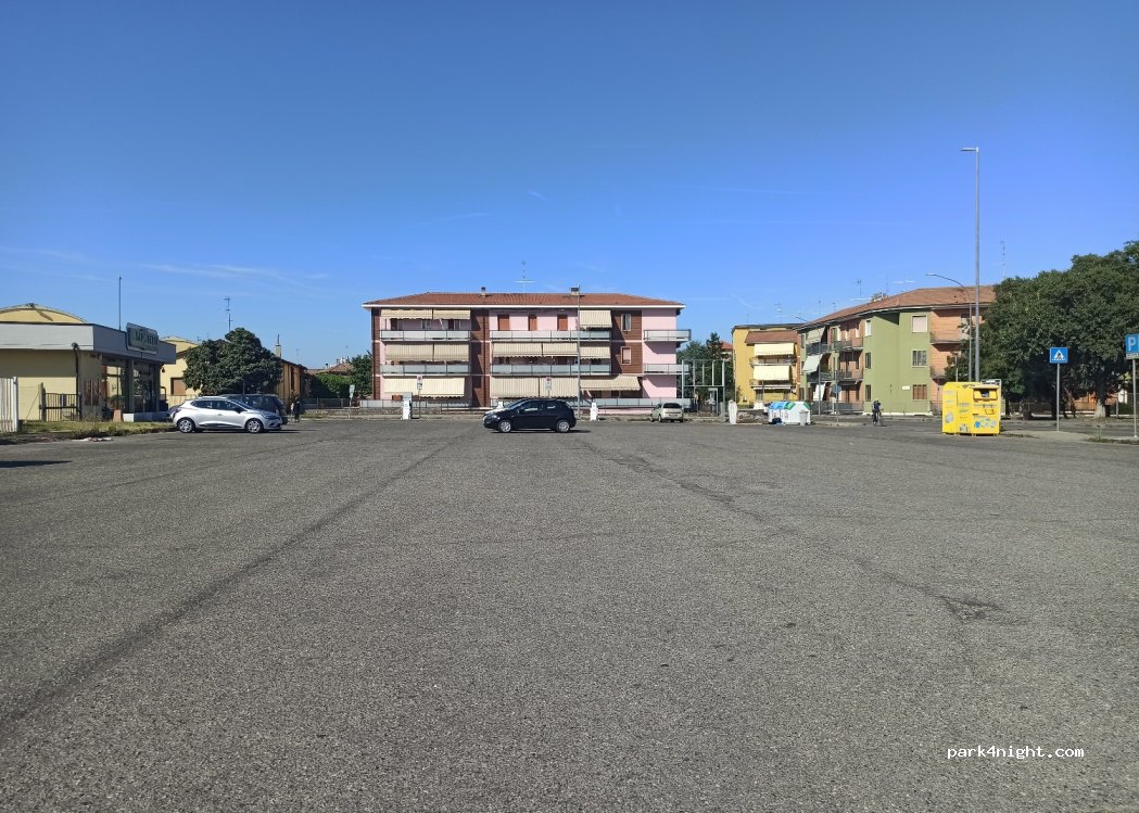 (29122) Piacenza - Via Caduti sul Lavoro — foto
